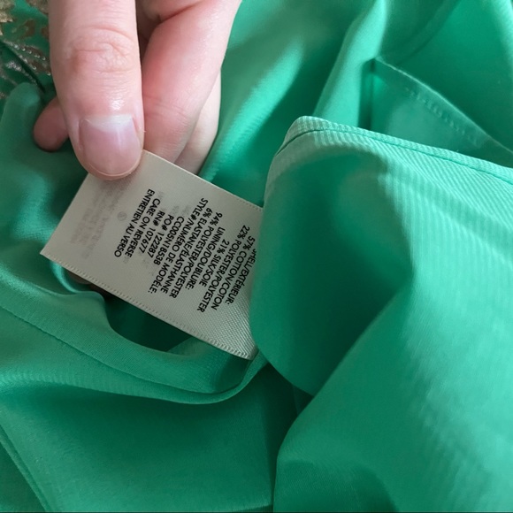 Alice + Olivia Melvina Bow Front Jacquard Dress - Picture 5 of 8